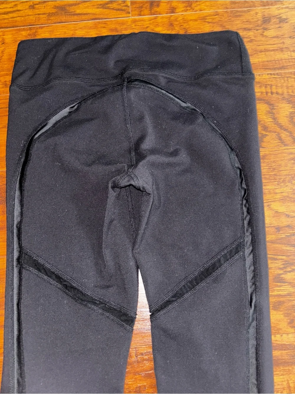 ALO Yoga Continuity Capri Black Mesh Crop Leggings High-Waisted Sheer Panels